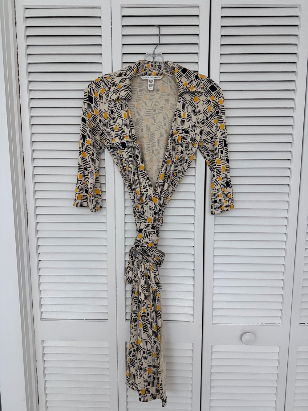 Diane Von Furstenberg Geometric Wrap Midi Dress in White, Black & Yellow